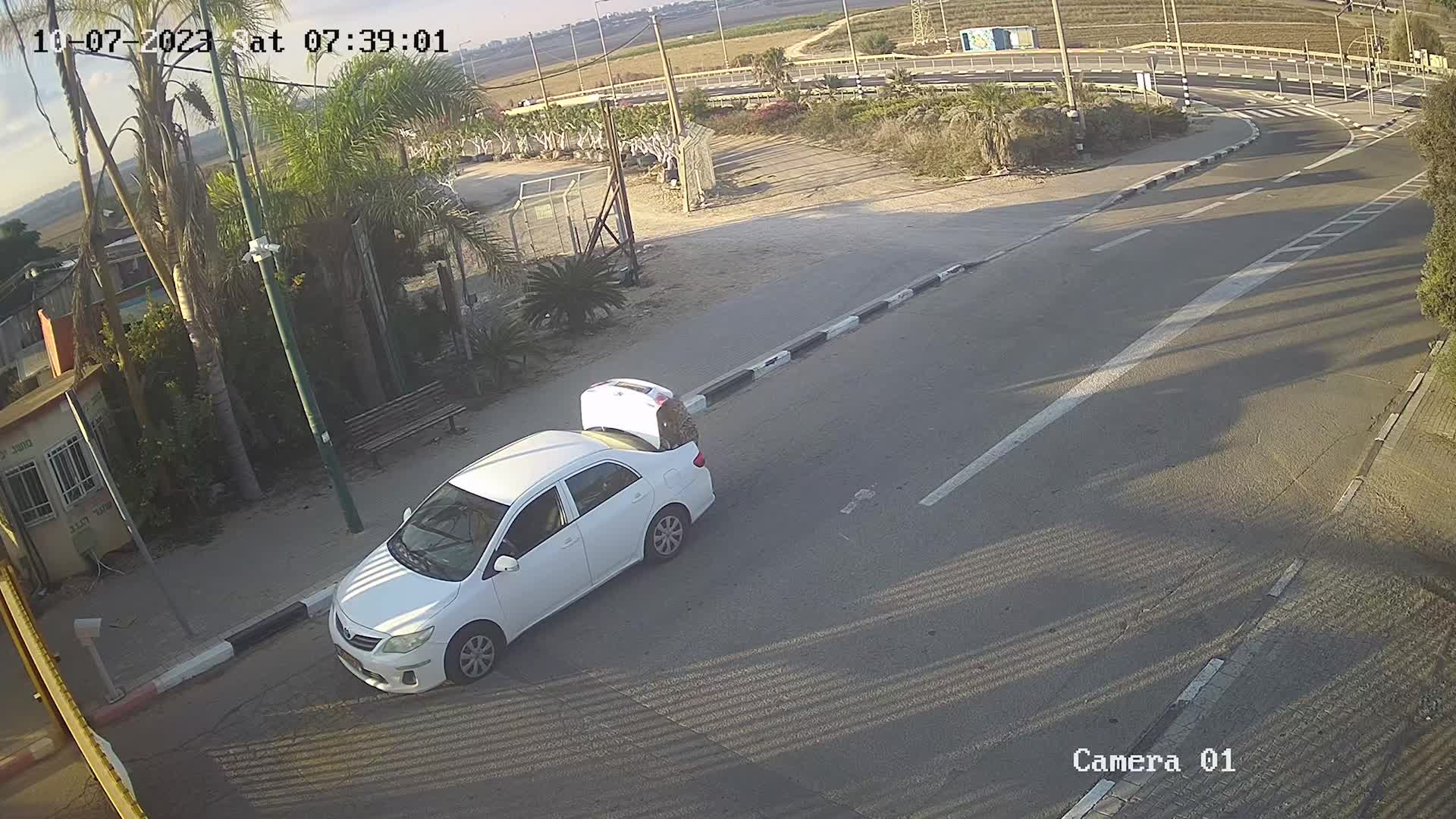 yachini gate_min.mp4